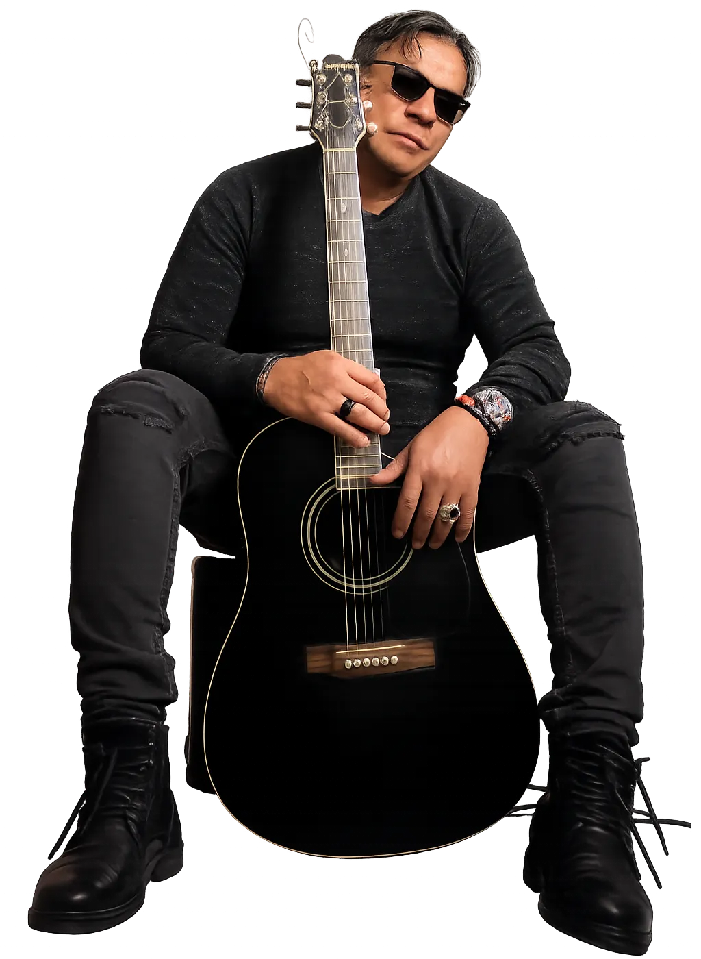 Luis Meza con guitarra